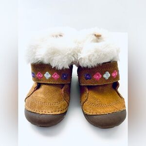 Stride Rite size 3.5/4 Boots